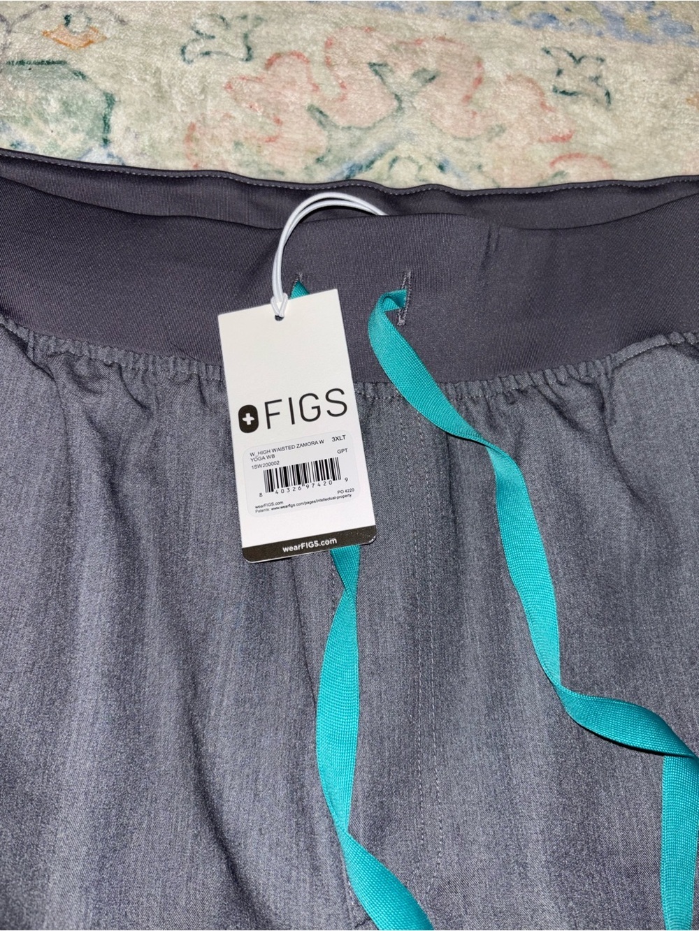 FIGS women’s Gray Scrub Pants - Drawstring Waist NWT - Picture 3 of 5
